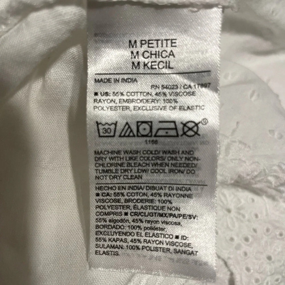 Old Navy White Swiss Dot Flutter Sleeve Tie Back Top Medium Petite - Picture 12 of 12